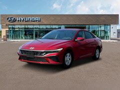 2025 Hyundai Elantra SE Sedan