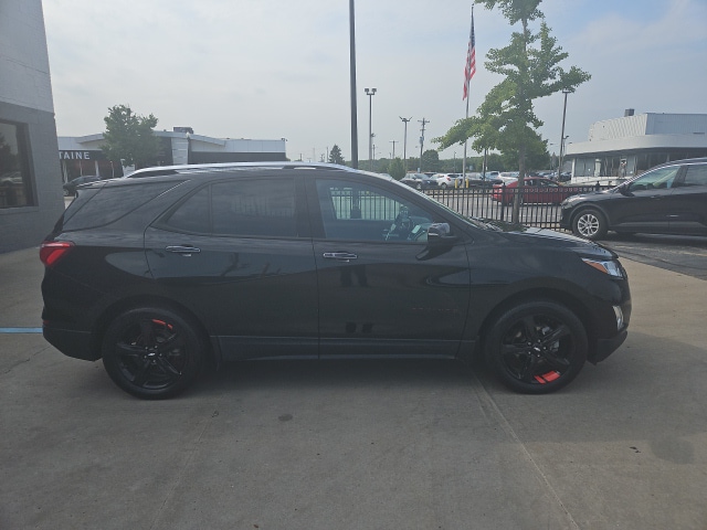 Used 2020 Chevrolet Equinox Premier with VIN 2GNAXXEV5L6163629 for sale in Dearborn, MI