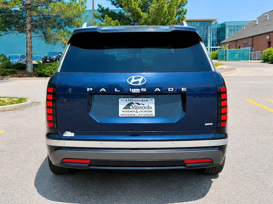 2026 Hyundai Palisade Limited - Photo 10