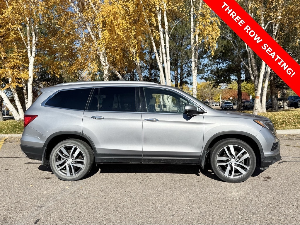 Used 2017 Honda Pilot Touring AWD SUV