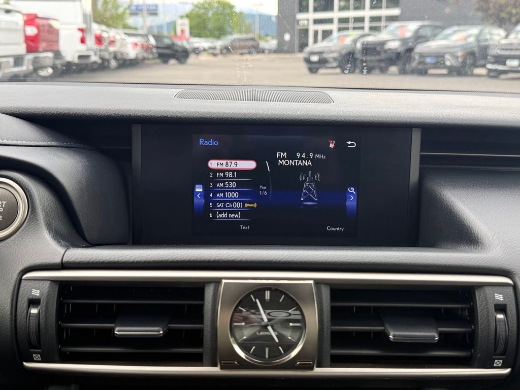 2018 Lexus IS 300 - Photo 29