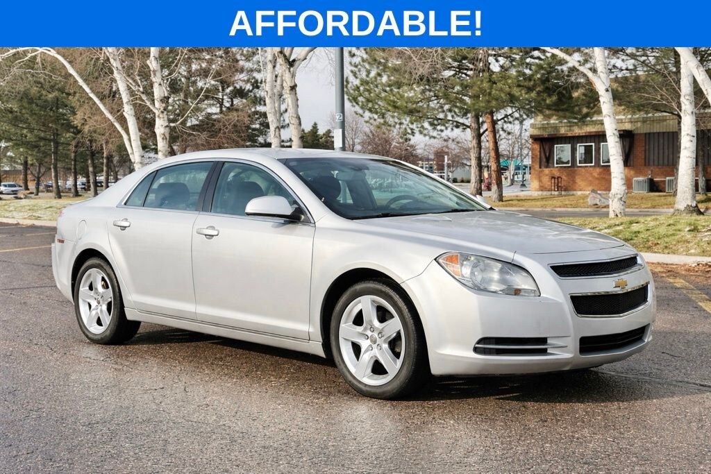 Used 2010 Chevrolet Malibu LT w/1LT Sedan