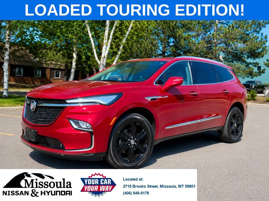 2023 Buick Enclave Essence AWD's photo
