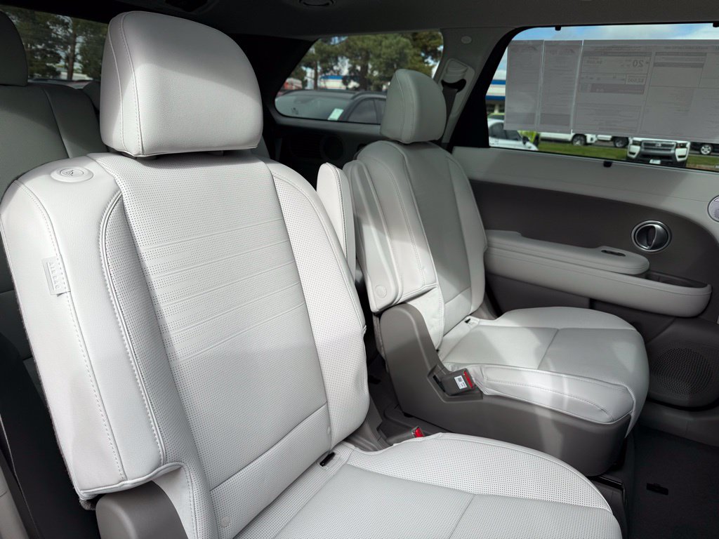 2026 Hyundai Palisade Limited - Photo 19