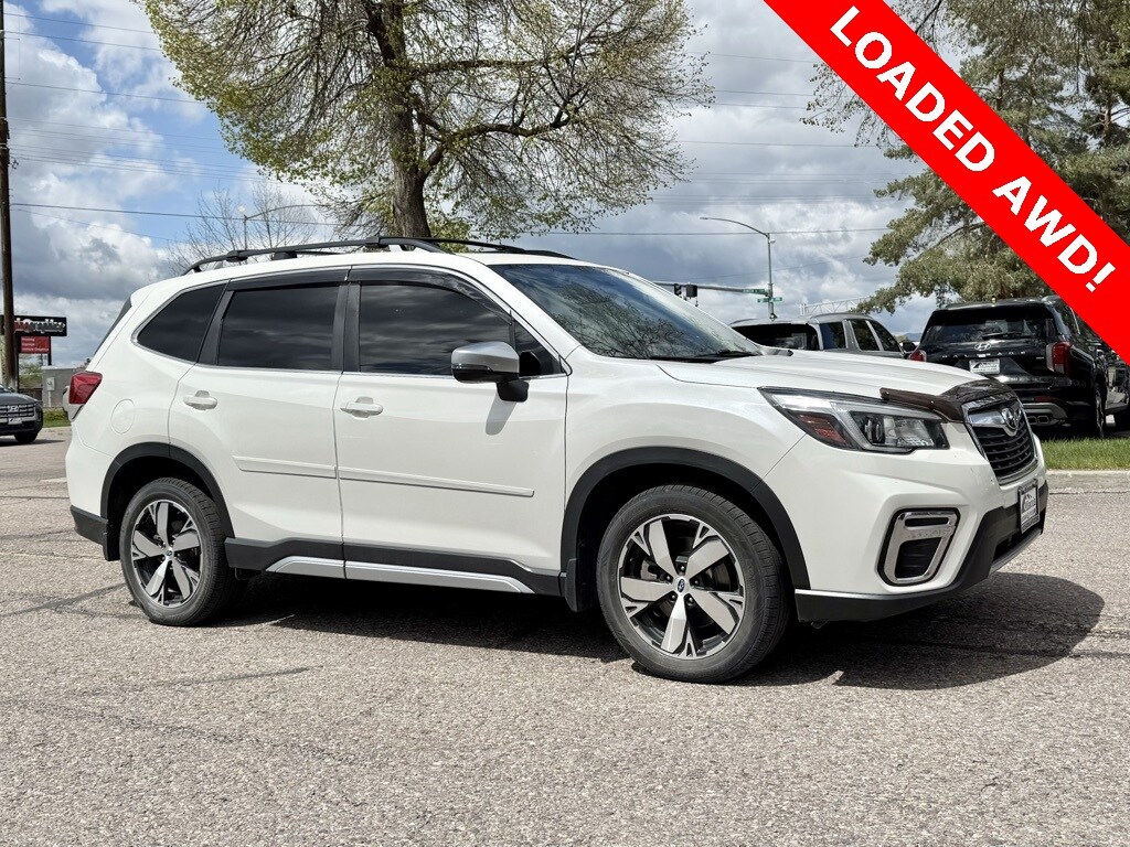 2020 Subaru Forester Touring photo 2