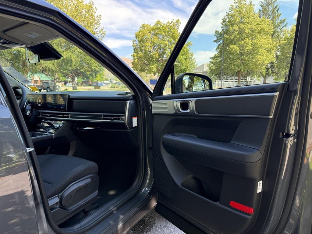 2026 Hyundai Santa Fe SE - Photo 12