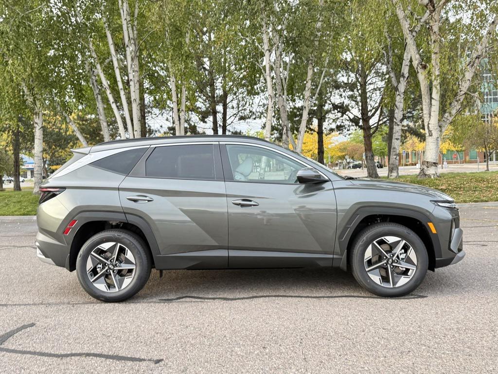 2026 Hyundai Tucson Hybrid SEL Convenience photo 4