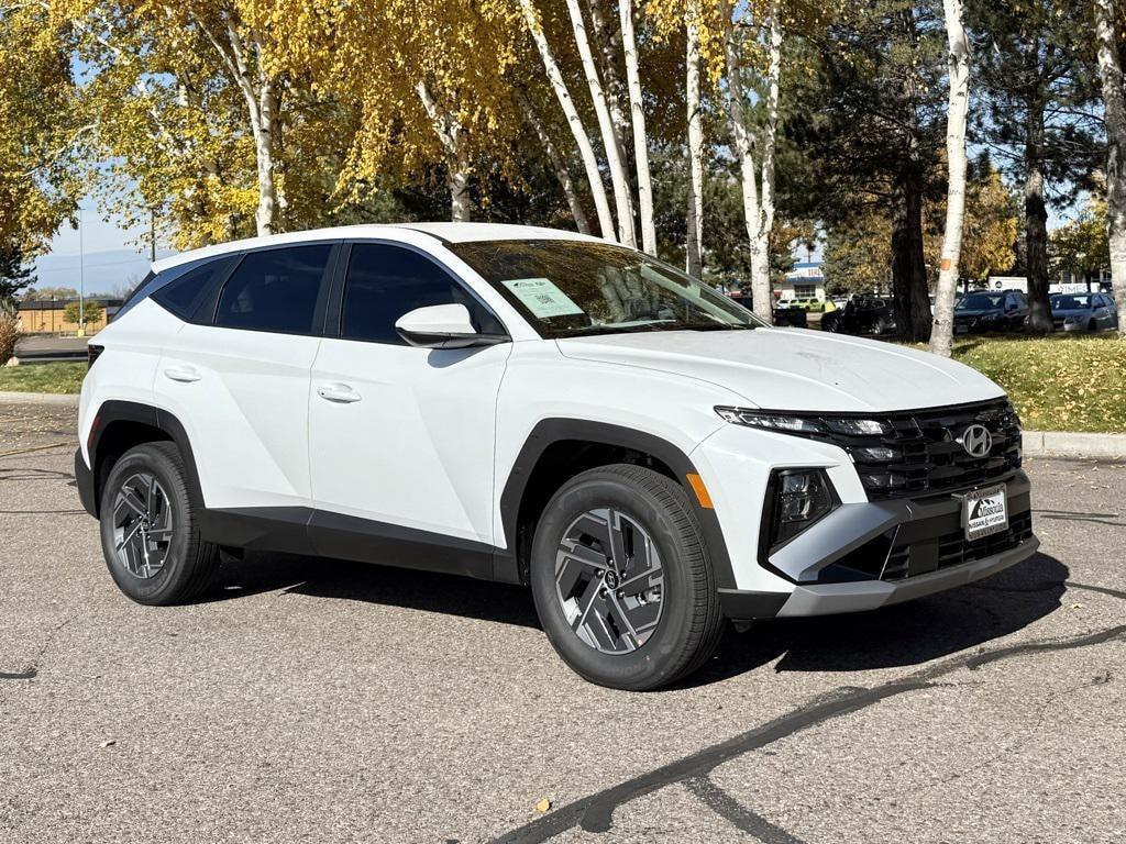 New 2026 Hyundai Tucson Hybrid Blue SE AWD SUV