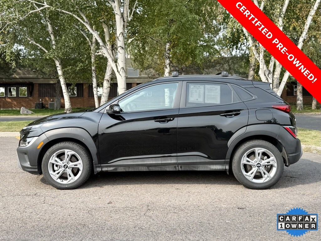 2023 Hyundai Kona SEL photo 2