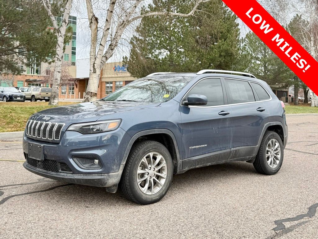 2021 Jeep Cherokee Latitude Lux's photo