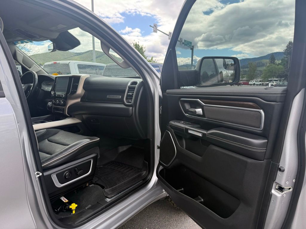 2022 RAM Ram 1500 Pickup Laramie - Photo 15