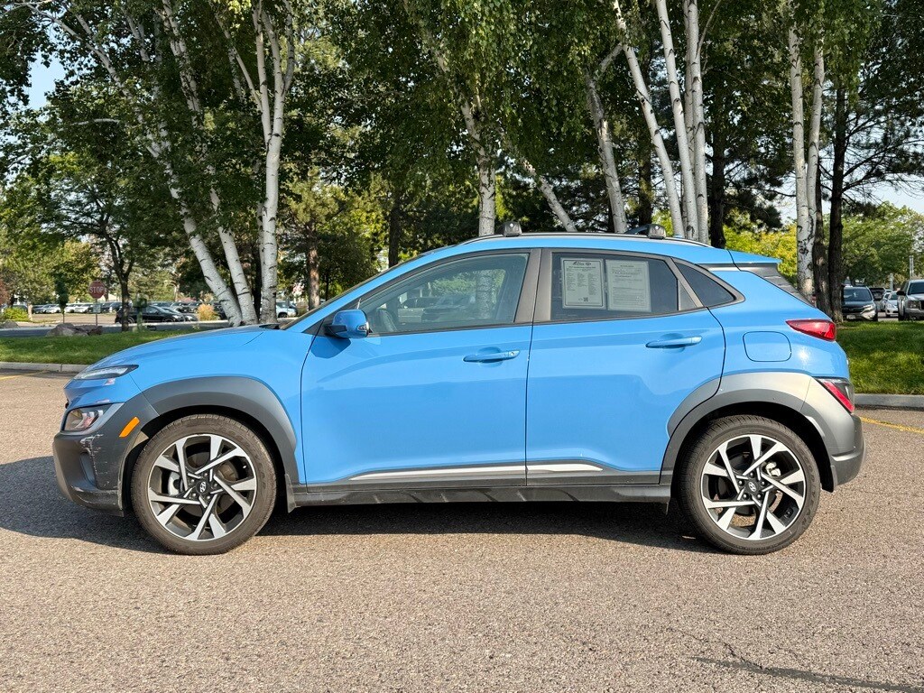 2022 Hyundai Kona Limited photo 3