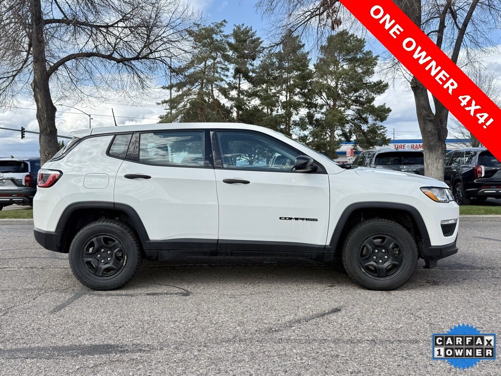 2020 Jeep Compass Sport photo 4