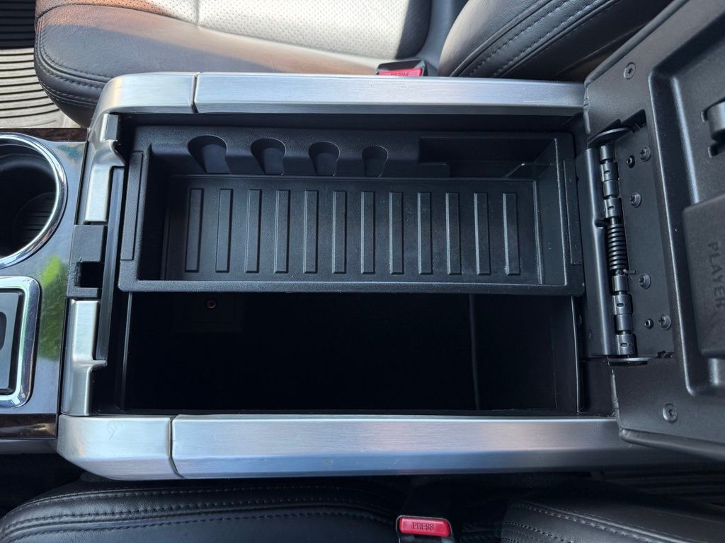2013 Ford F-150 Platinum - Photo 35