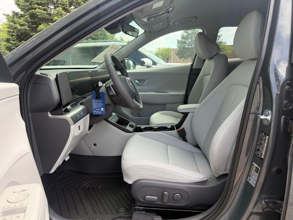 2026 Hyundai Kona SEL Premium - Photo 14