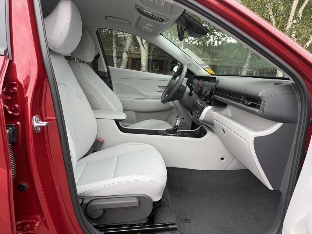 2026 Hyundai Kona SEL Sport - Photo 14
