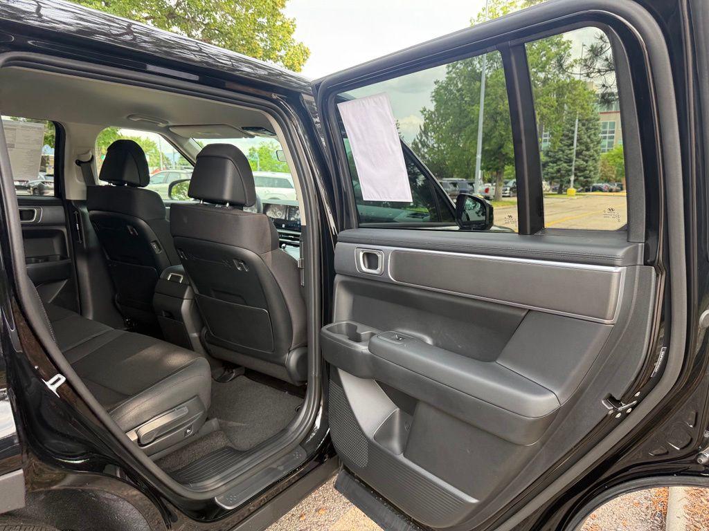 2026 Hyundai Santa Fe SE - Photo 18