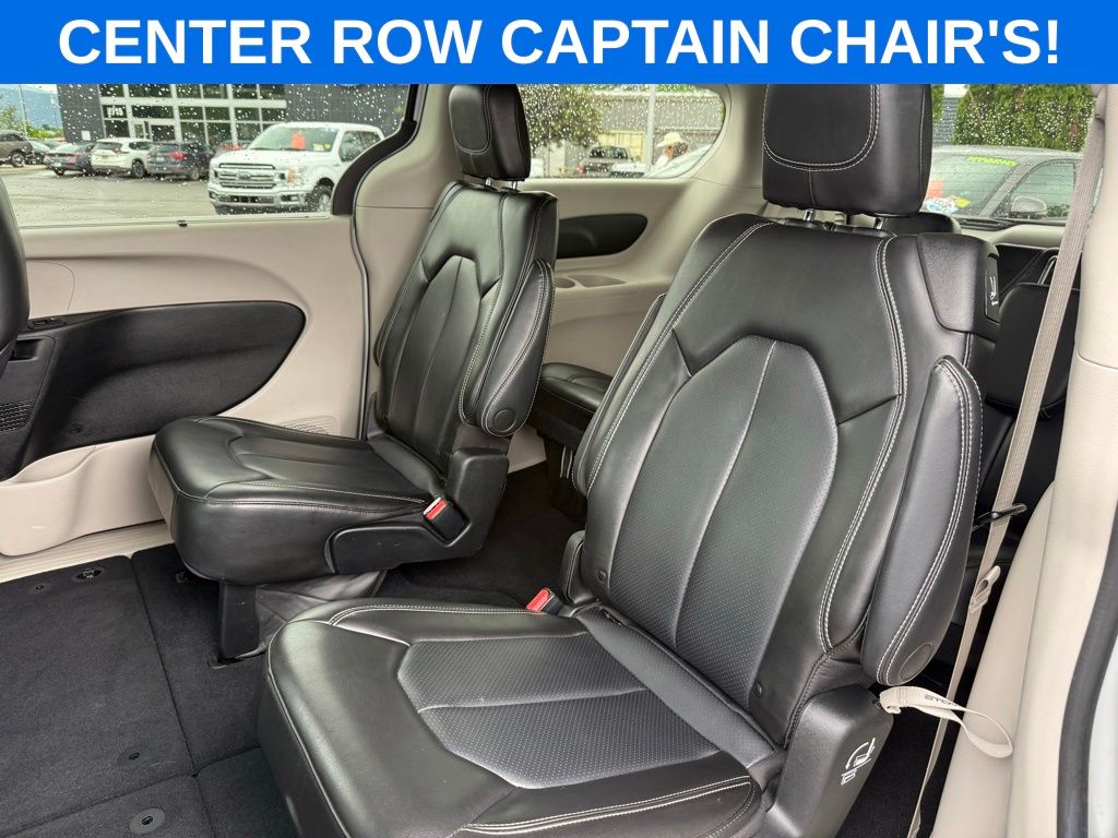 2023 Chrysler Pacifica Touring L - Photo 16