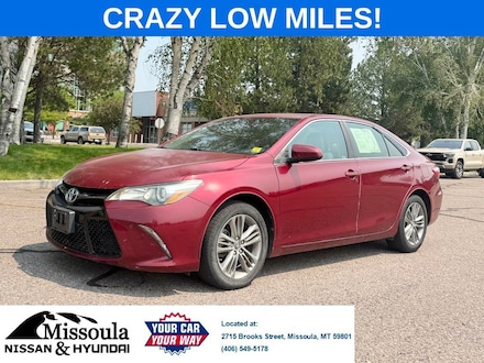 2016 Toyota Camry SE Sedan