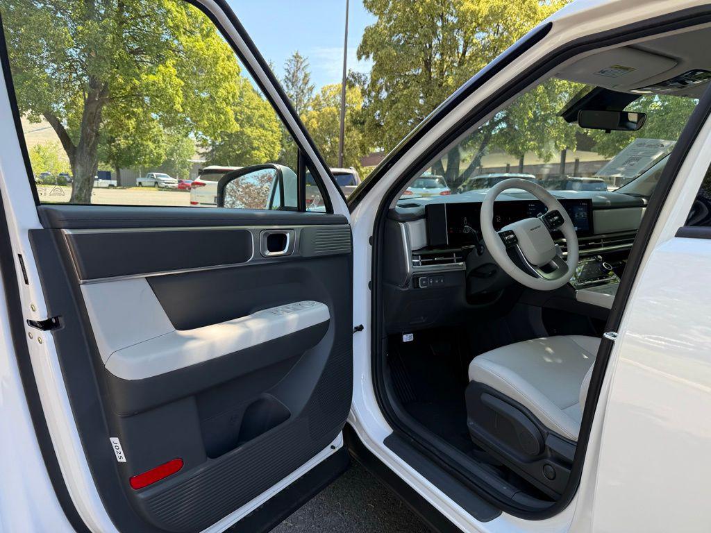 2026 Hyundai Santa Fe SE - Photo 12