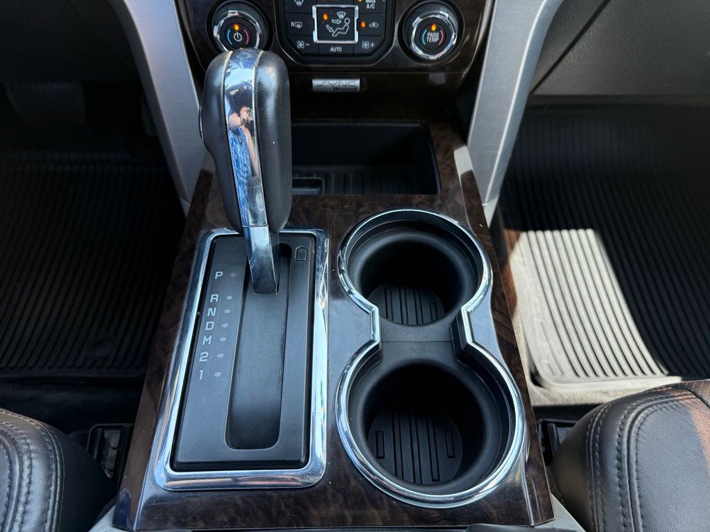 2013 Ford F-150 Platinum - Photo 34