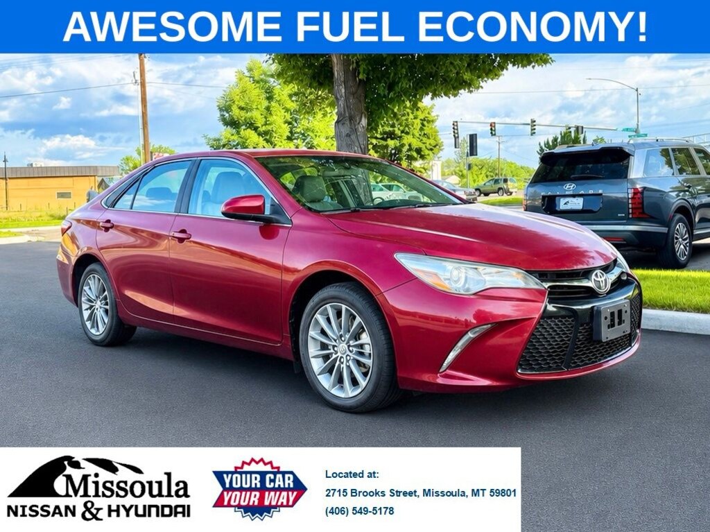 Used 2016 Toyota Camry SE Sedan