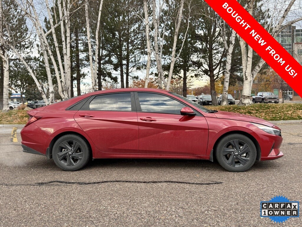 2023 Hyundai Elantra Hybrid Blue photo 4