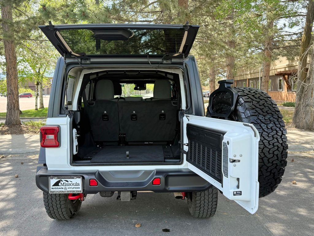 2025 Jeep Wrangler 4-Door Rubicon - Photo 38