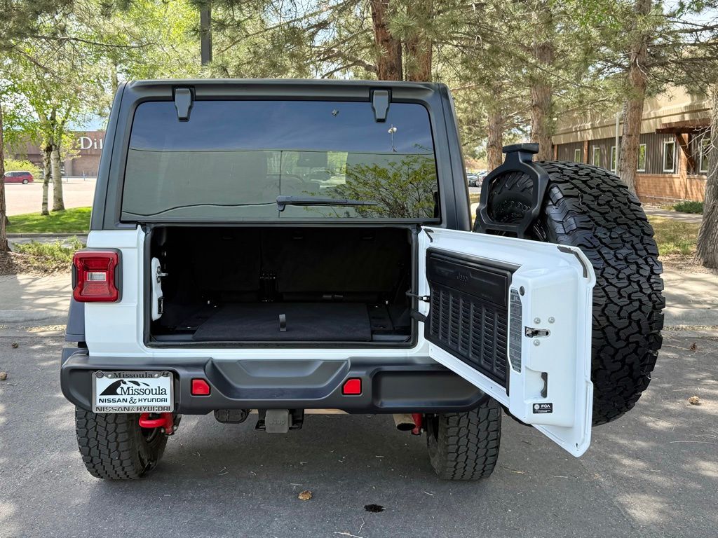 2025 Jeep Wrangler 4-Door Rubicon - Photo 37