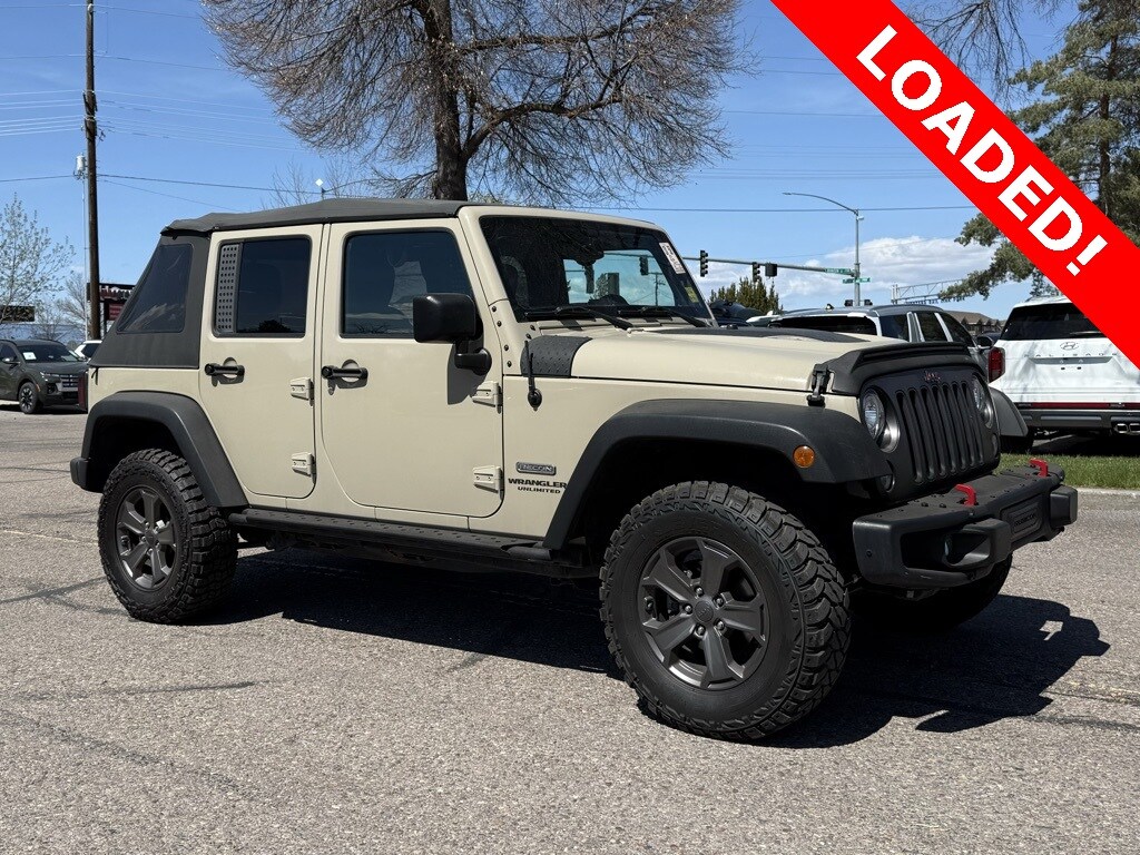 2017 Jeep Wrangler Unlimited Rubicon Recon photo 2