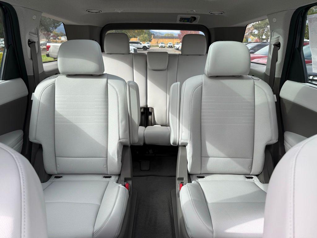 2026 Hyundai Palisade Limited - Photo 23