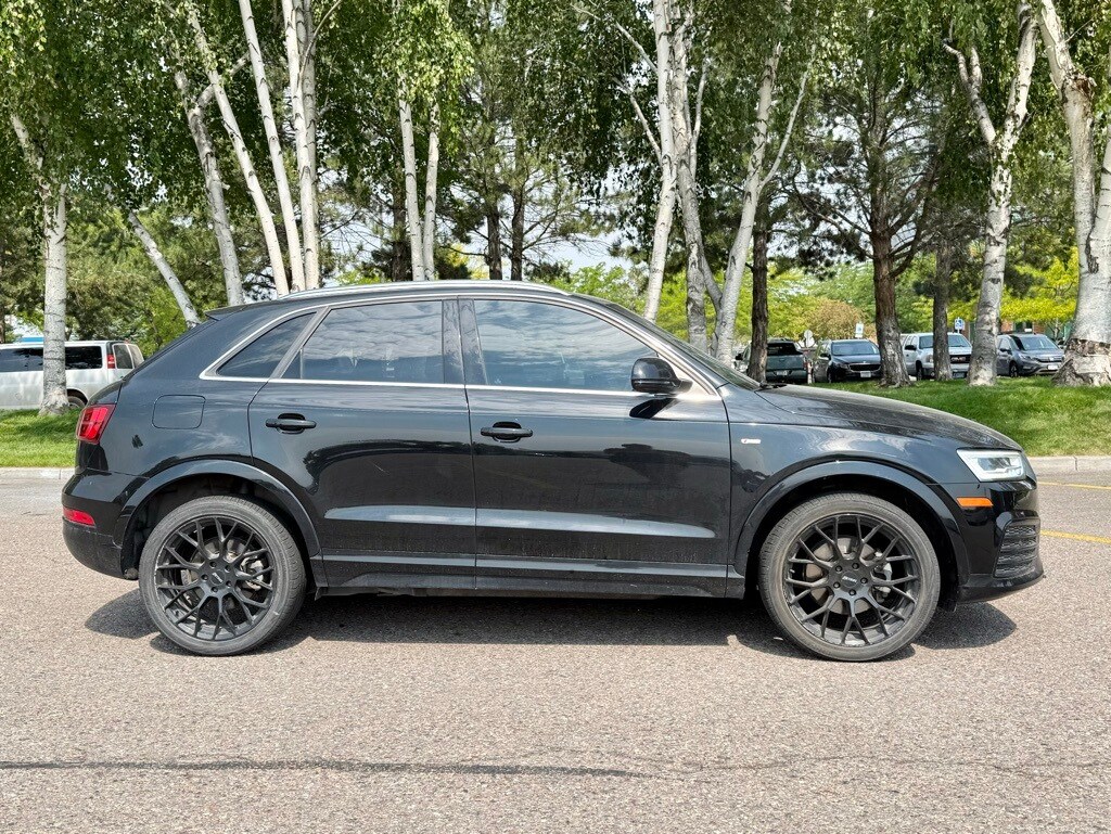 2018 Audi Q3 Premium Plus photo 2