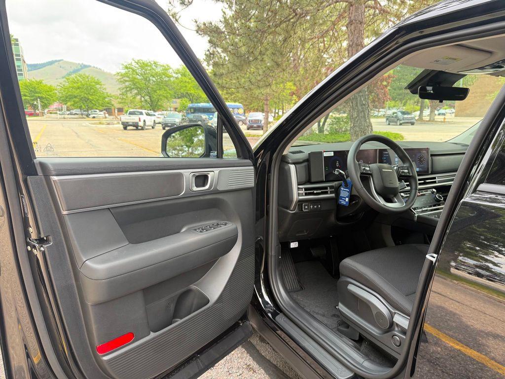 2026 Hyundai Santa Fe SE - Photo 12