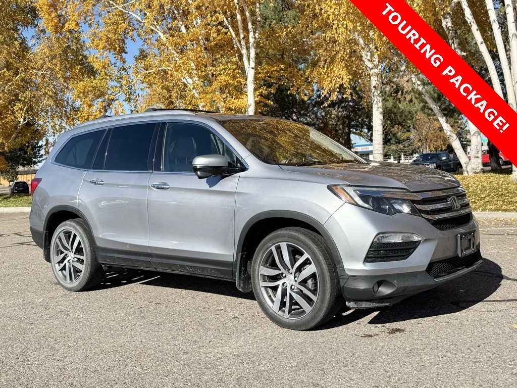 Used 2017 Honda Pilot Touring AWD SUV
