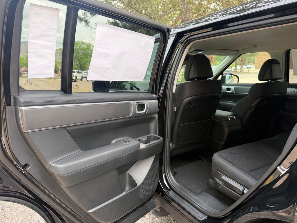 2026 Hyundai Santa Fe SE - Photo 16
