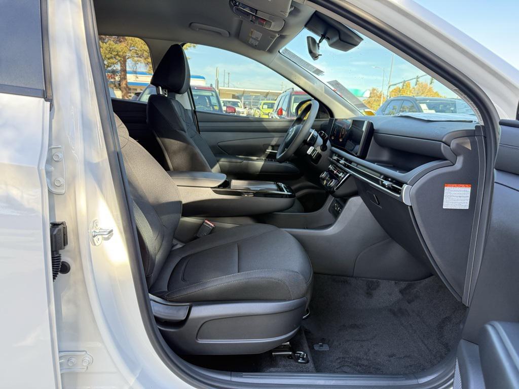 2026 Hyundai Tucson Blue SE - Photo 14