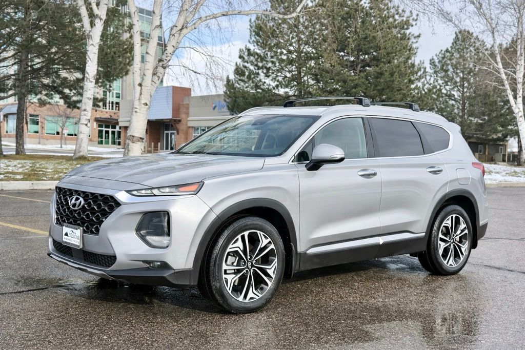 2020 Hyundai Santa Fe SEL's photo