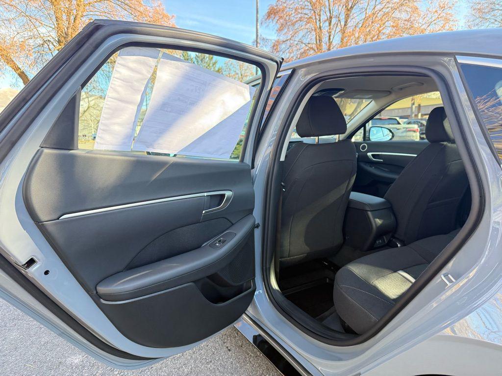 2026 Hyundai Sonata SEL - Photo 17