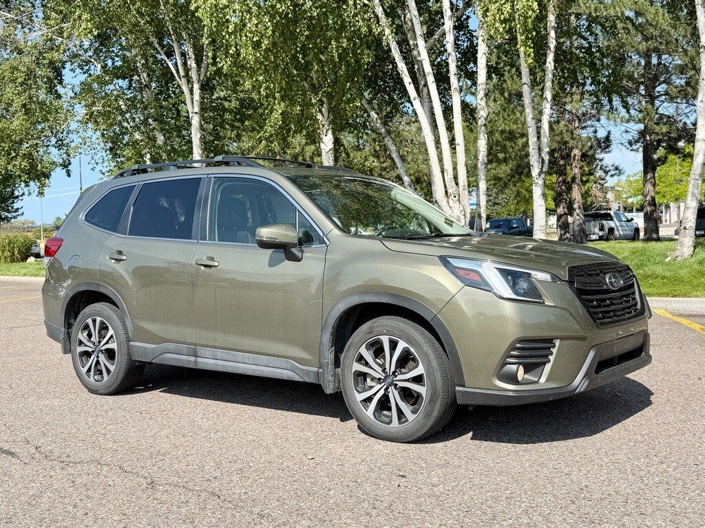 2022 Subaru Forester Limited photo 2
