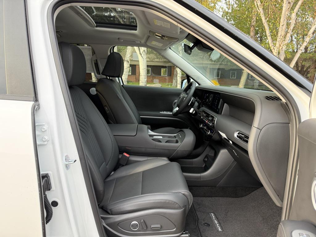 2026 Hyundai Palisade SEL Convenience - Photo 11