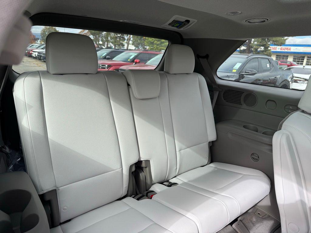 2026 Hyundai Palisade Limited - Photo 20