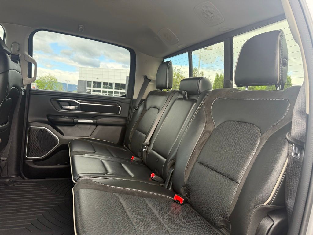 2022 RAM Ram 1500 Pickup Laramie - Photo 18