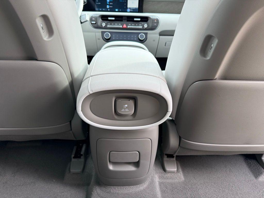 2026 Hyundai Palisade Limited - Photo 22
