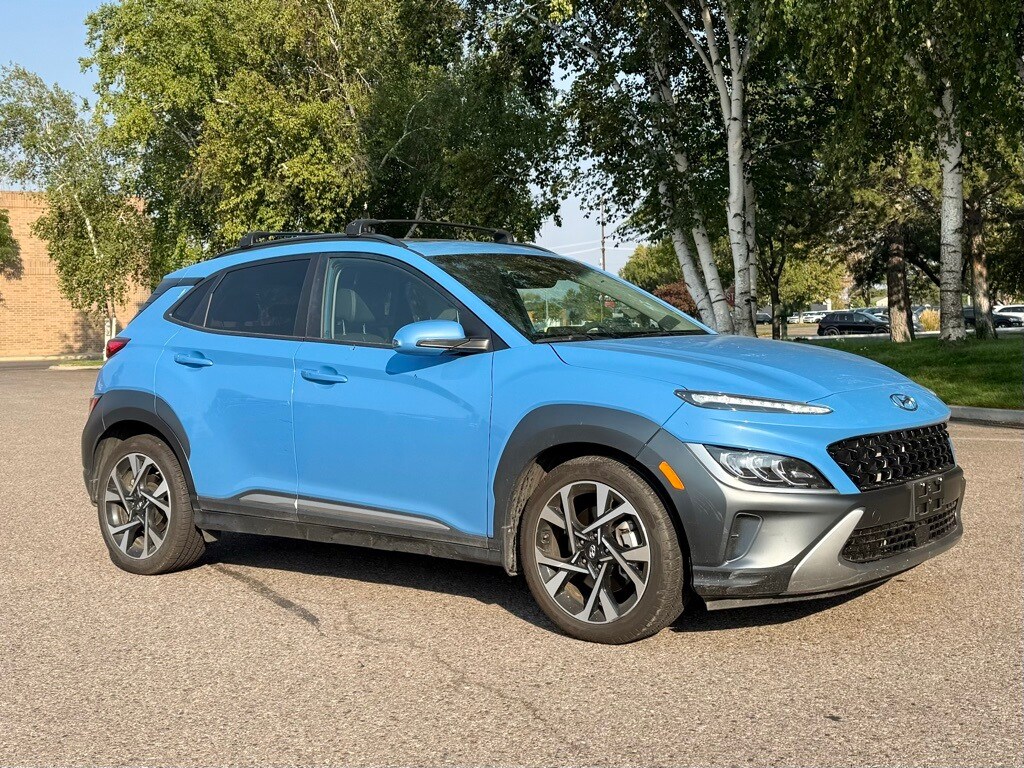 2022 Hyundai Kona Limited photo 2