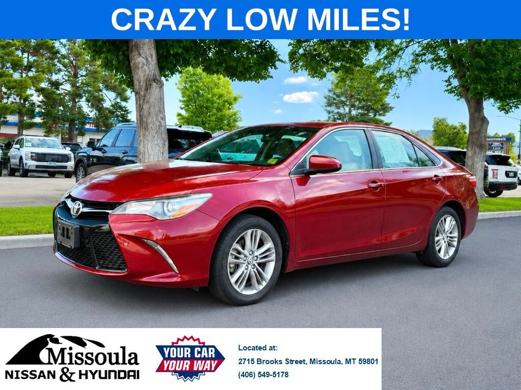 Used 2016 Toyota Camry SE Sedan