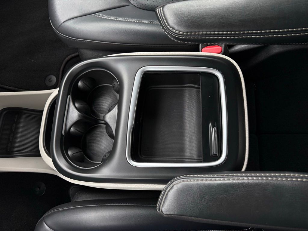 2023 Chrysler Pacifica Touring L - Photo 36