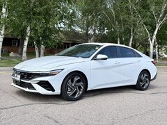 2025 Hyundai Elantra Limited Sedan