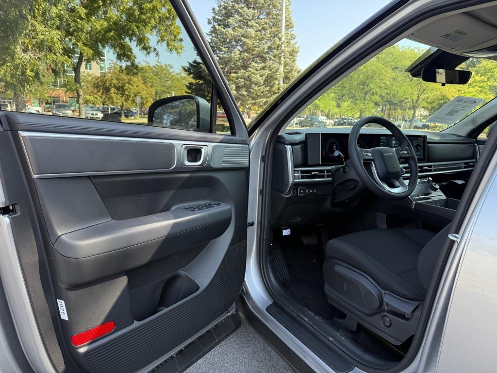 2026 Hyundai Santa Fe SE - Photo 9