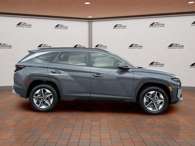 2025 Hyundai Tucson SEL Convenience photo 2