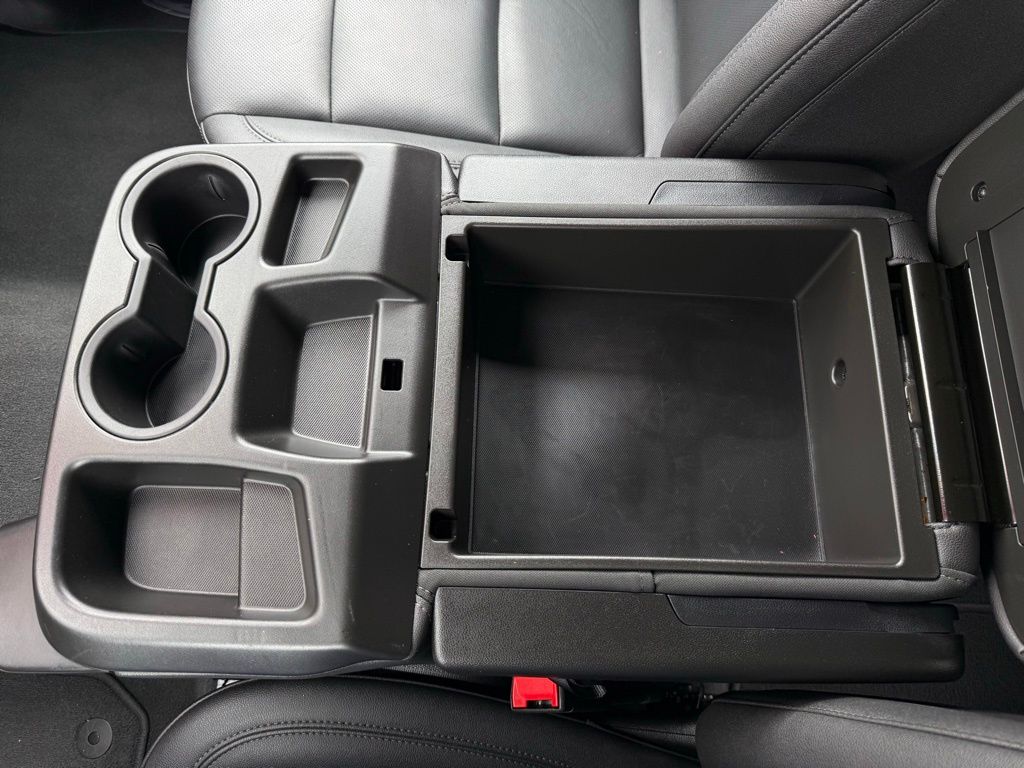 2025 GMC Sierra 1500 SLT - Photo 36